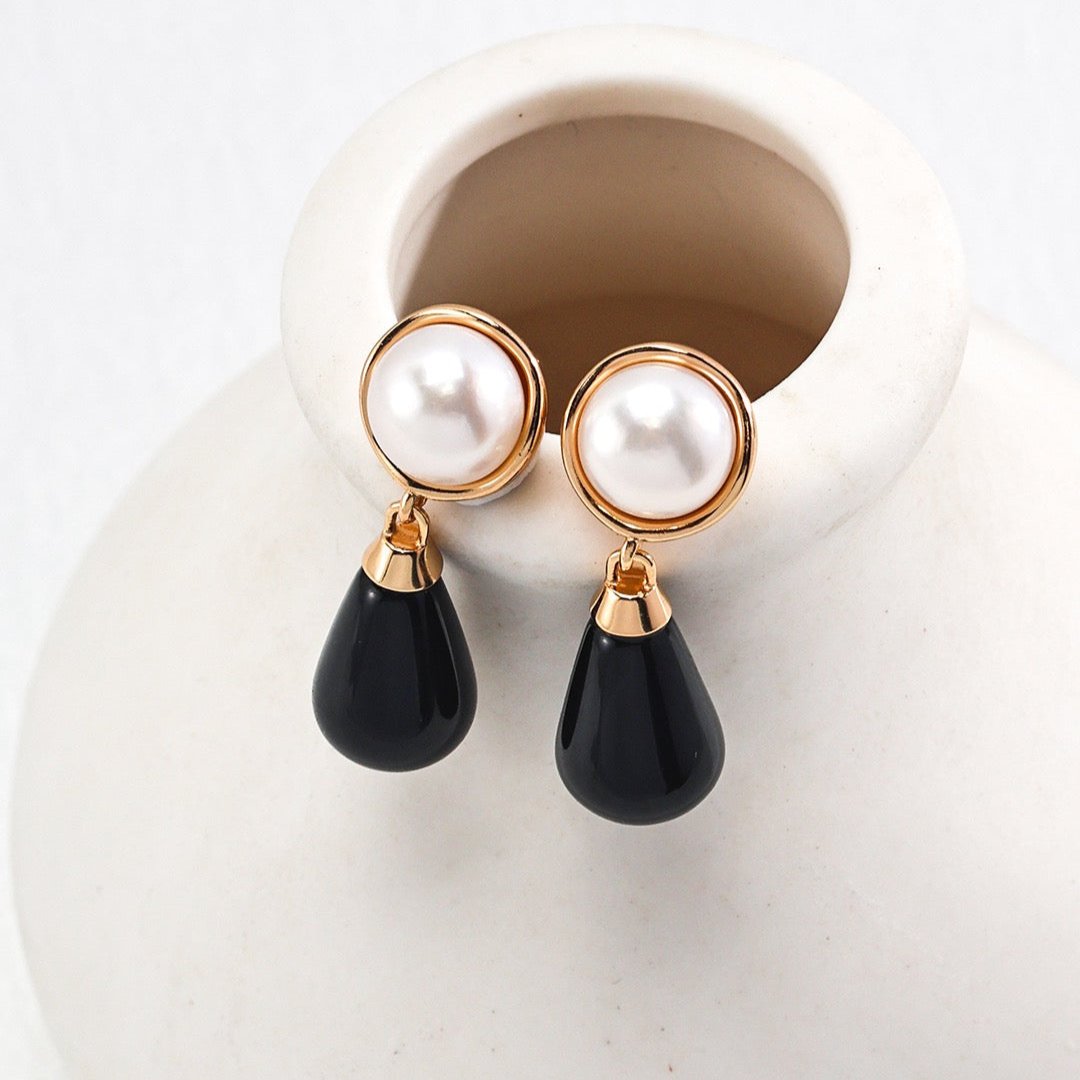 Black Agate Pearl Vermeil Teardrop Earrings