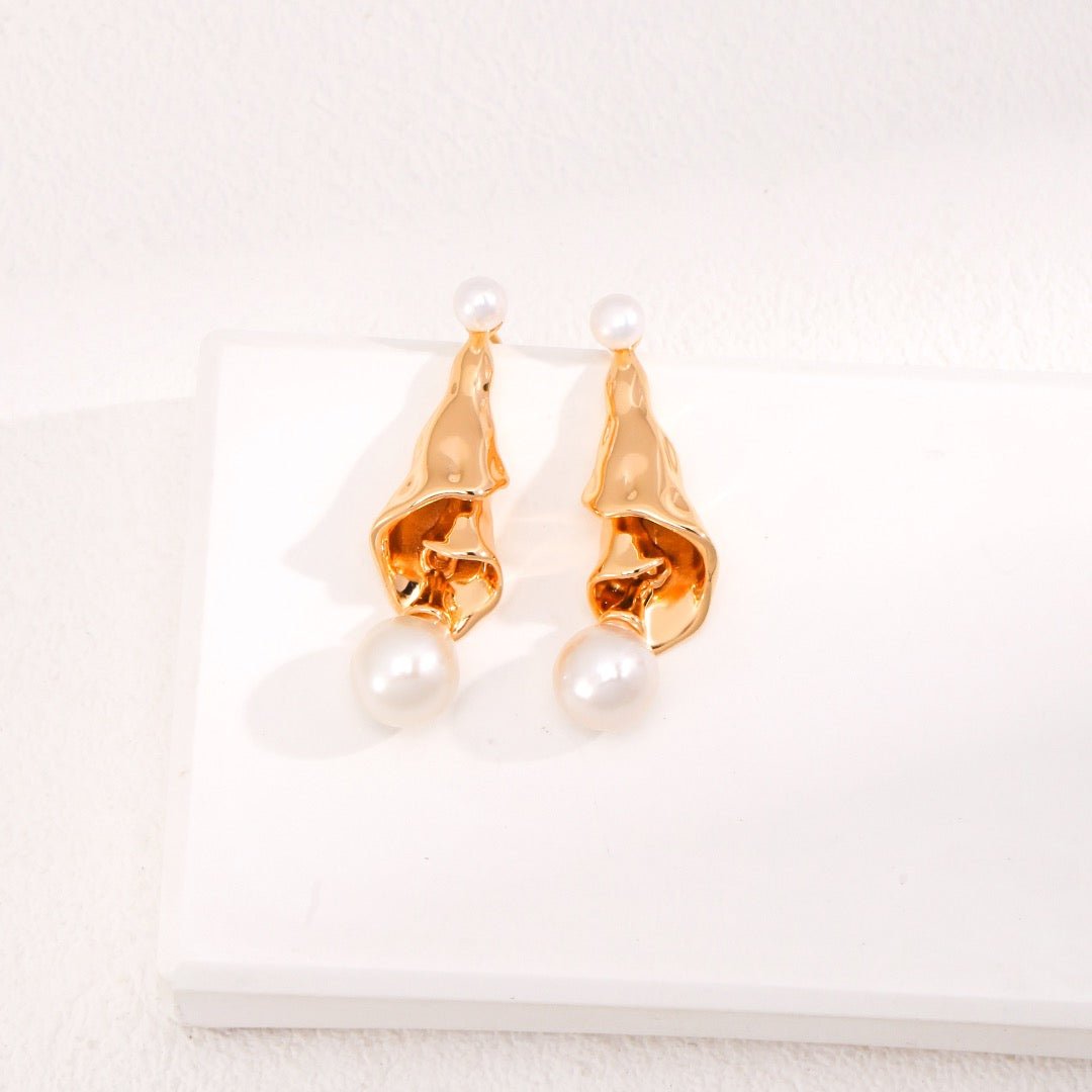 Christmas Tree Pearl Retro Gold Drop Earrings