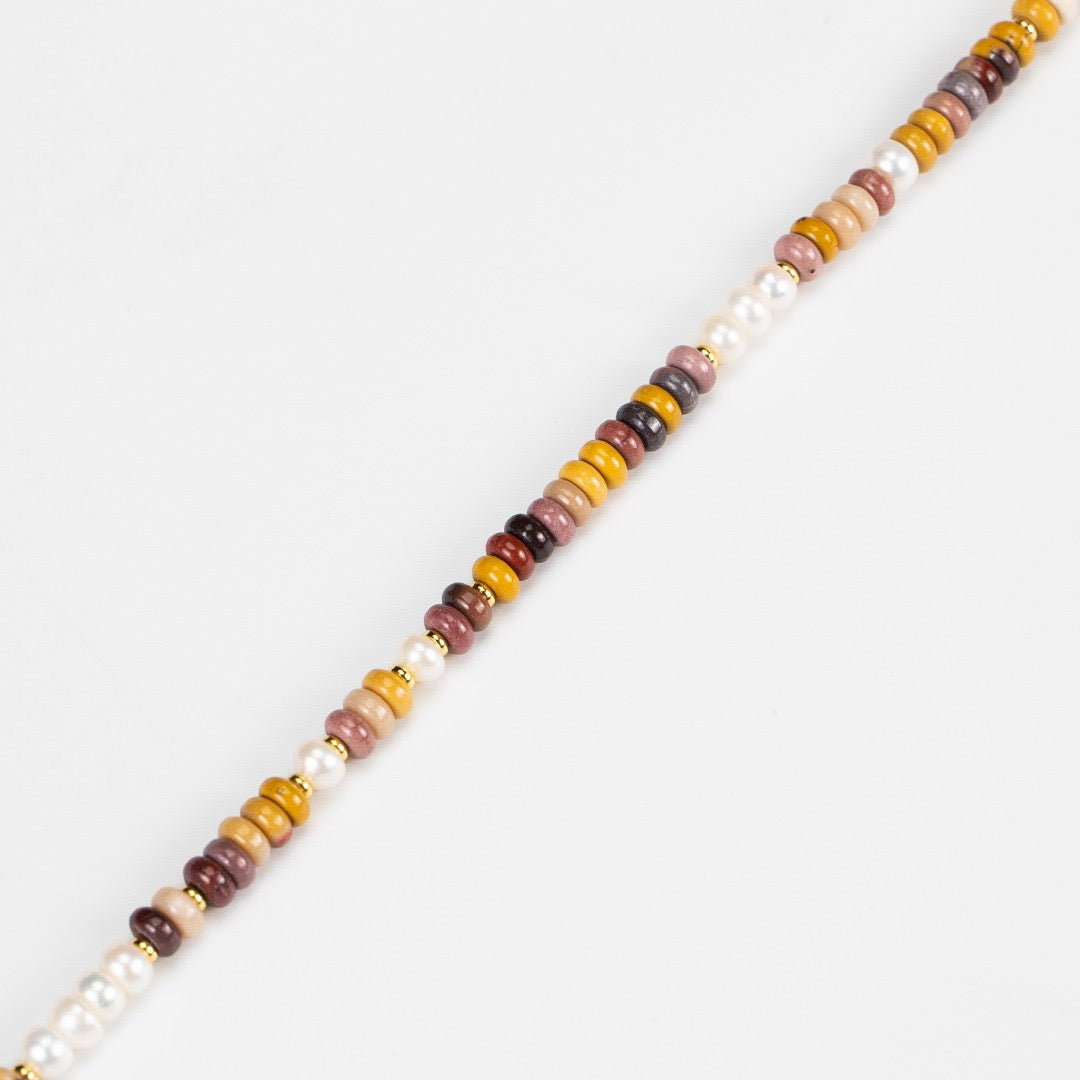 Vermeil Mookaite Jasper Pearl Gradient Necklace - close up view