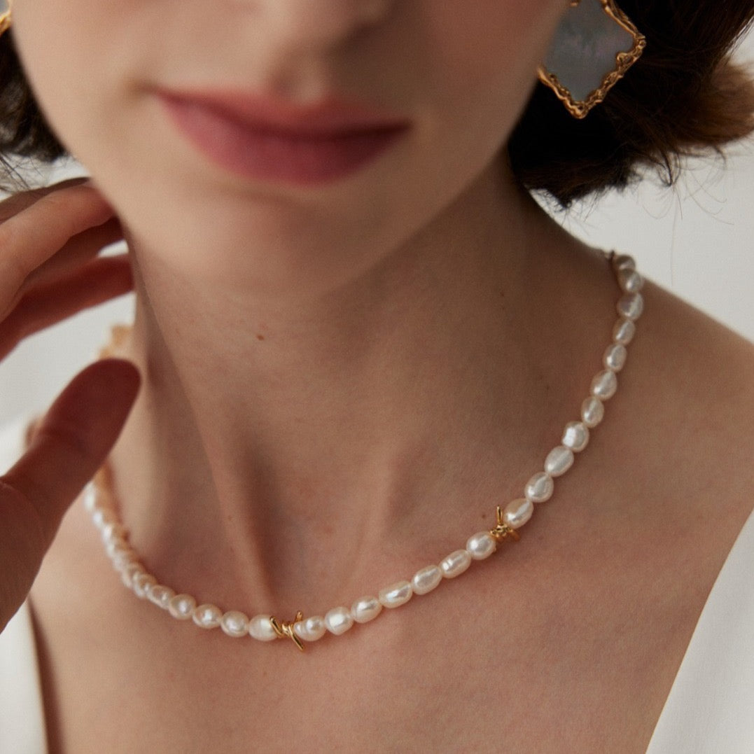 Vine Kiss Natural Baroque Pearl Vermeil Necklace - model shot